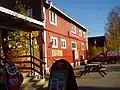Lebensmittelgeschäft und Café in Lingbo