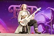 Bassist Born