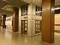 Aufzug auf der Bahnsteigebene