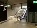 Aufgang von der Bahnsteigebene an die Oberfläche