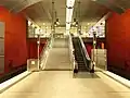 Aufgang von der Bahnsteigebene zum Verteilergeschoss