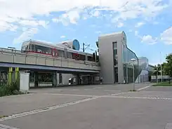 U-Bahnstation Erlaaer Straße sowie Nebengebäude in der Remise Alterlaa