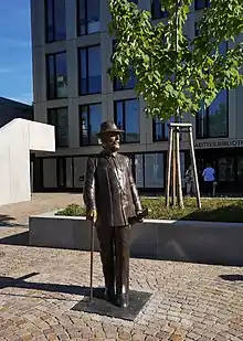 Bronzestatue Friedrich Kallmorgen, Grötzingen