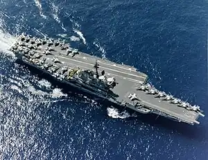 Luftbild der Coral Sea in modernster Ausbaustufe