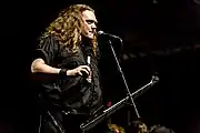 Sänger und Bassist Johnny Hedlund