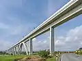 Blick auf Brücke vom Boden (September 2021)