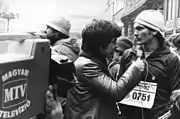 Tamás Wichmann (rechts) bei einem Interview, 1982