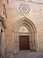 Westportal mit Fensterrose