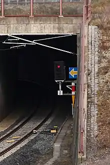 ETCS-Halttafel an einem deutschen Ks-Hauptsignal