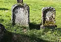 Verwitterte Grabsteine auf dem jüdischen  Friedhof