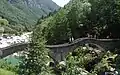 Ponte dei Salti im Sommer