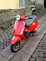 Vespa Primavera 50 4T 4V, seitlich