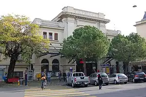 Empfangsgebäude (2008)
