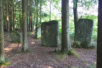 Vier Kreuzsteine