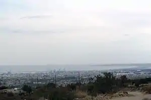 Blick über Limassol auf die Bucht