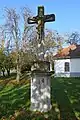 Kruzifix im Kirchgarten
