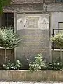 Gedenktafel am Boulevard de la République zur Erinnerung an den Aufstand der politischen Häftlinge am 19. – 23. Feburaur 1944