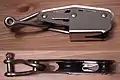 Violinblock mit V-Klemme