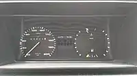 Tachoeinheit des C, gut zu sehen die fehlende Uhr sowie der fehlende Tageskilometerzähler