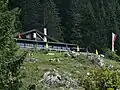 Blick zur Hütte
