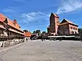 Burgvorhof mit Bergfried
