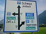 Vorwegweiser westlich von Strass im Zillertal