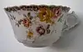 Teetasse aus Knochenporzellan, Faiencerie Wallerfangen, ca. 1860–80
