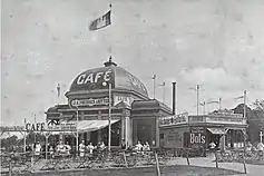 Café/Restaurant auf dem Ausstellungsgelände.