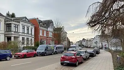 Im nordöstlichen Teil der Geniner Straße