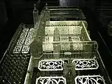 Gläsernes Modell der Wadgasser Abtei in der Pfarrkirche