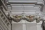 Pilaster und Kapitelle im Langhaus
