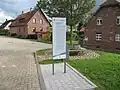 Stele am Waldenserweg in Palmbach