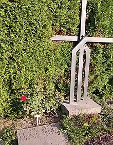 Walter Rieger-Janser (1915–1990) Architekt. Berit Rieger-Janser (1913–1988) Grab, Friedhof Rehalp, Zürich
