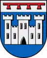 mit vier Lätzen im Schildhaupt