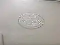 Herstellerplakette mit Produktionsnummer