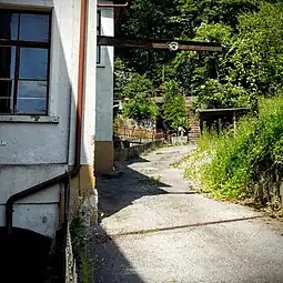 Ansicht der Wasserkraft-Anlage bei der Schlifi