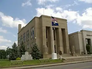 Das Webster County Courthouse in Dixon, seit 1991 im NRHP gelistet