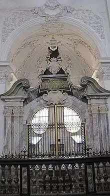 Wedderkop Kapelle mit lateinischer Portalinschrift