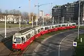 Wiener 3-Wagen-Zug in der Nähe von Utrecht&nbsp;Centraal 2011