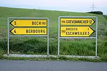 Wegweiser mit Angabe der Nummer, aber ohne CR-Kürzel