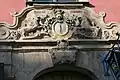 Wappen über dem Hauptportal
