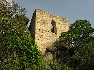 Ruine der oberen Burgstein-Kirche