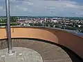 Aussichtsplattform mit Blick auf Wels