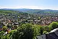 Aussicht von der Schlossterrasse auf Brocken und Wernigerode