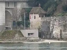 Bunker A 2872 am südwestlichen Brückenkopf der Wettsteinbrücke
