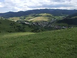 Blick von dem Bergpass Przełęcz pod Tokarnią