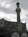Wien, Fernheizwerk mit Bemalung von Friedensreich Hundertwasser