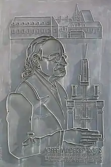 Gedenktafel am Maderspergerhof