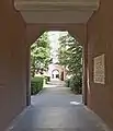 Blick durch die Hofeingänge