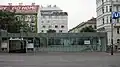Stadtauswärts gelegenes Aufnahmsgebäude Blick zur Wehrgasse